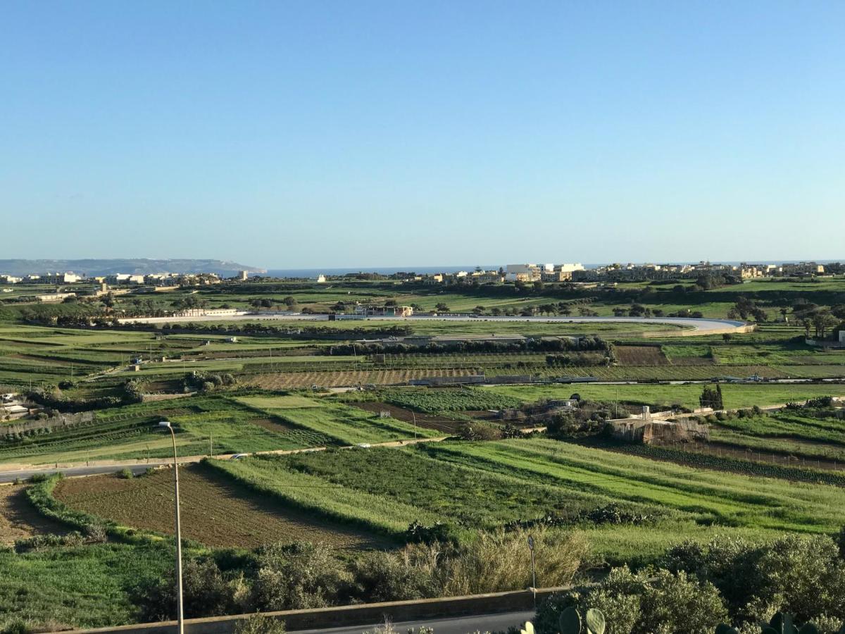 Ad Hoc Il-Pergla